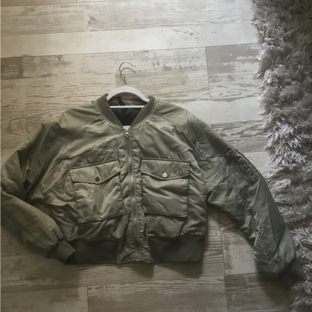 Short jacket
